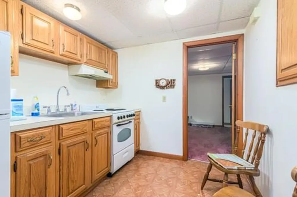 17 Lanphere Road Westerly RI 02891