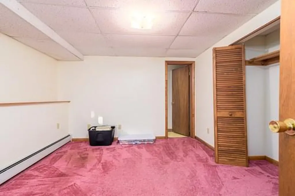 17 Lanphere Road Westerly RI 02891