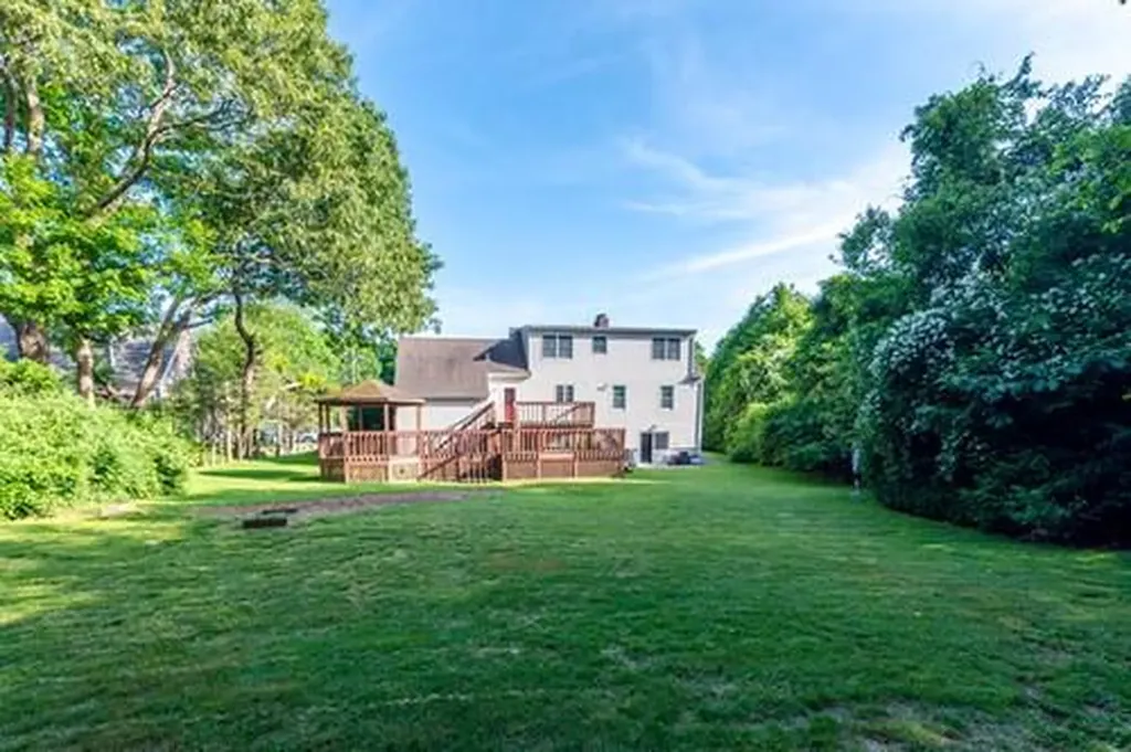 17 Lanphere Road Westerly RI 02891
