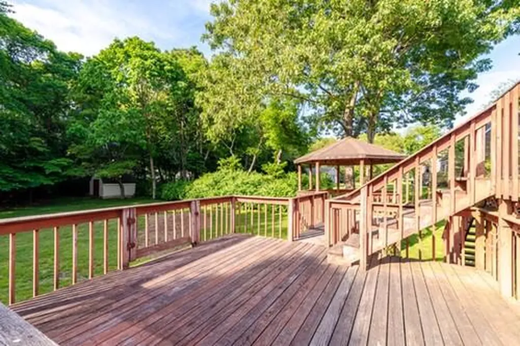 17 Lanphere Road Westerly RI 02891