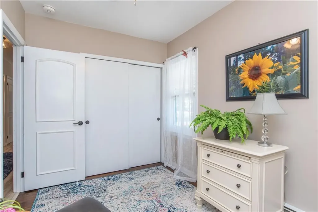 114 Grinnell Avenue Tiverton RI 02878
