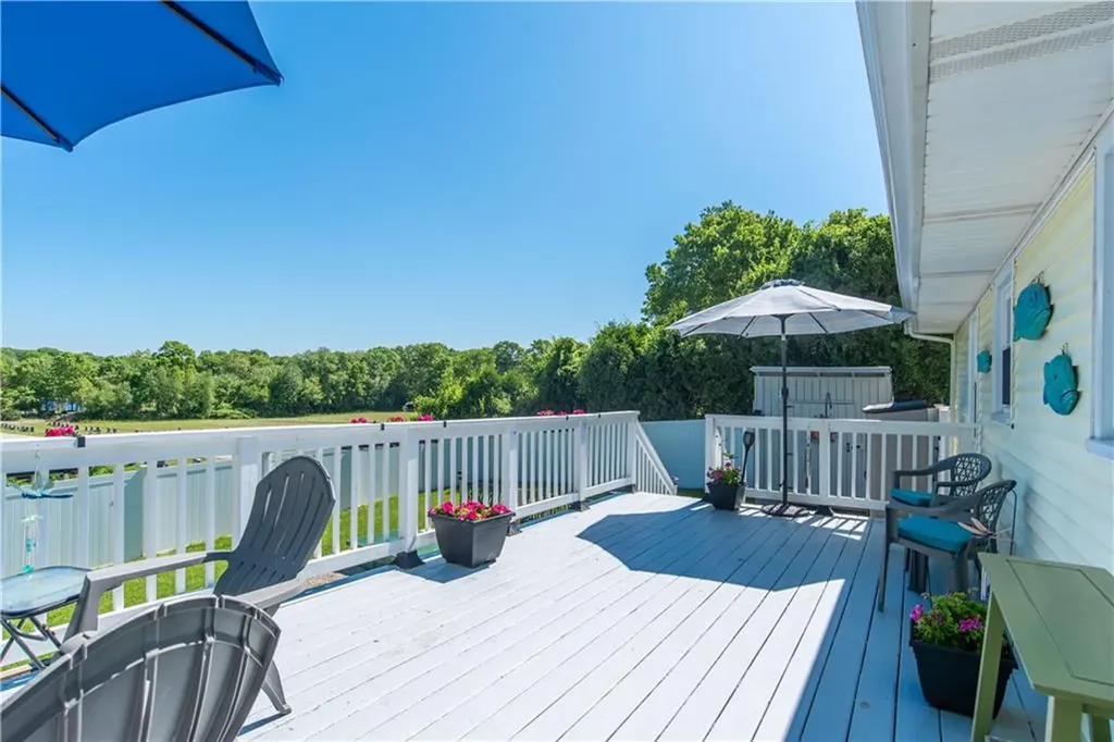114 Grinnell Avenue Tiverton RI 02878