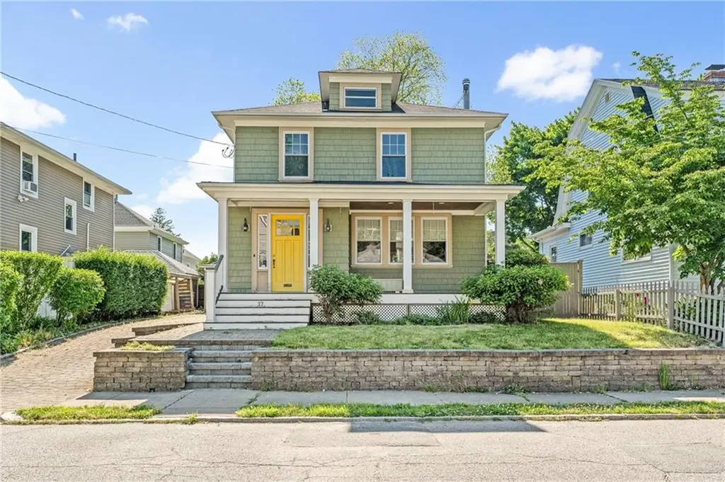 37 Harding Avenue Cranston RI 02905