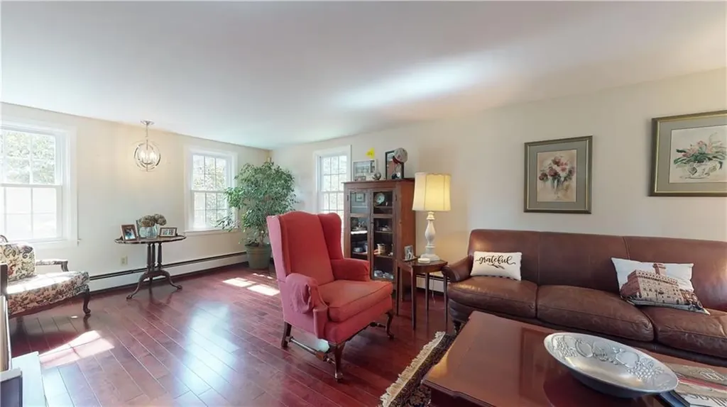 540 Country View Drive Warwick RI 02886