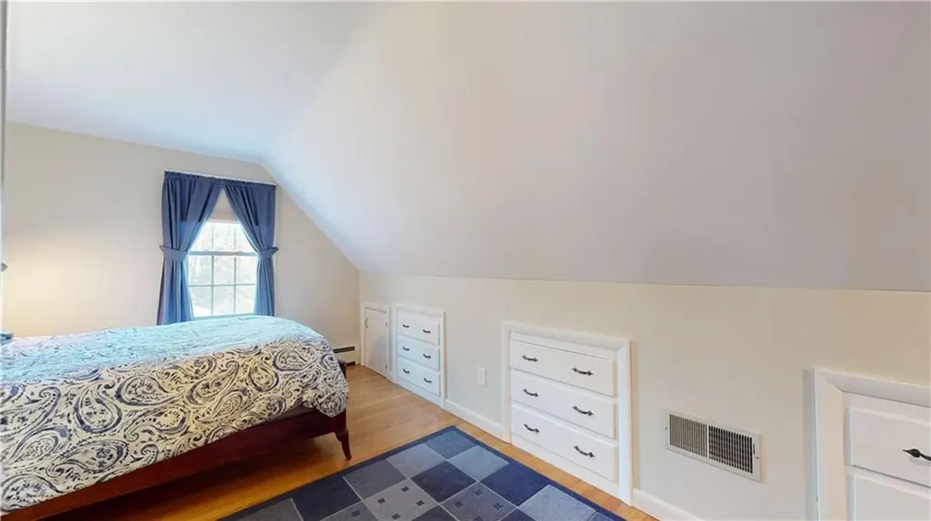 540 Country View Drive Warwick RI 02886