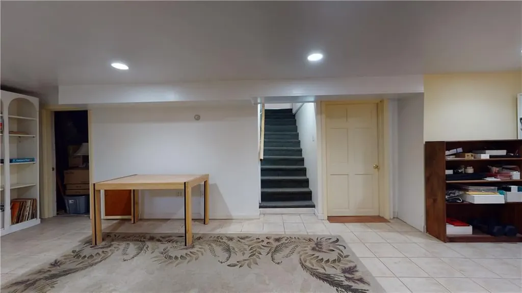 540 Country View Drive Warwick RI 02886