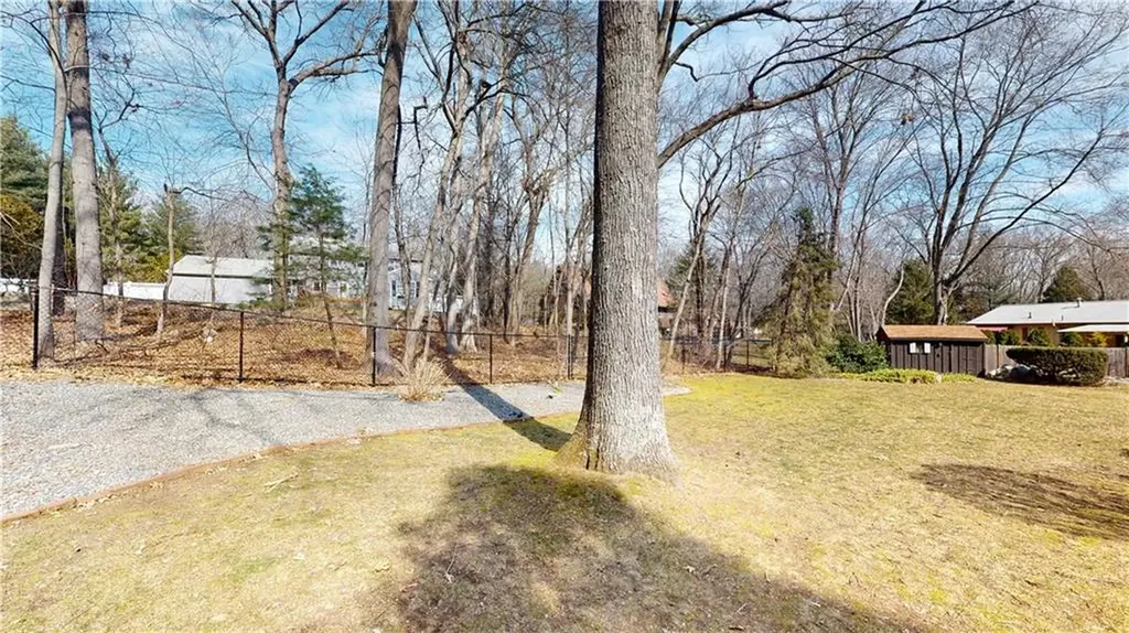 540 Country View Drive Warwick RI 02886