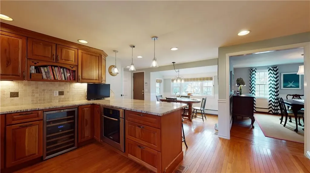 540 Country View Drive Warwick RI 02886