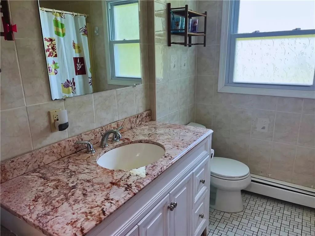 4 Glenna Drive Smithfield RI 02917