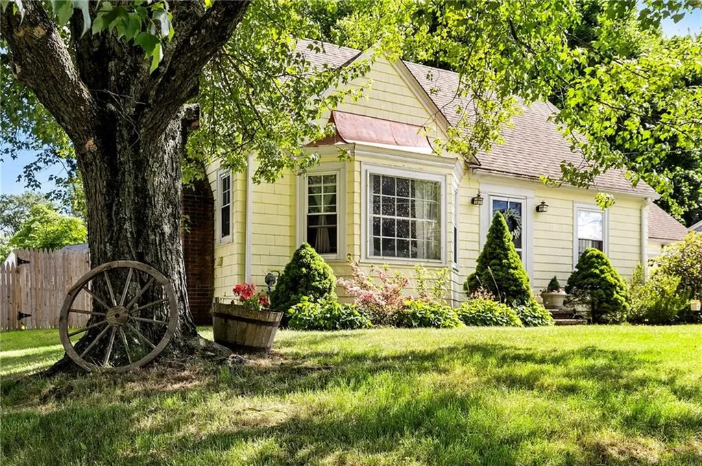 50 Broadview Avenue Cumberland RI 02864