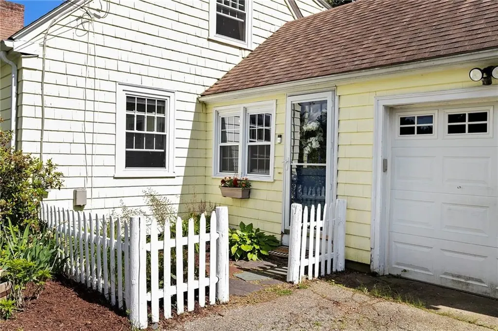 50 Broadview Avenue Cumberland RI 02864