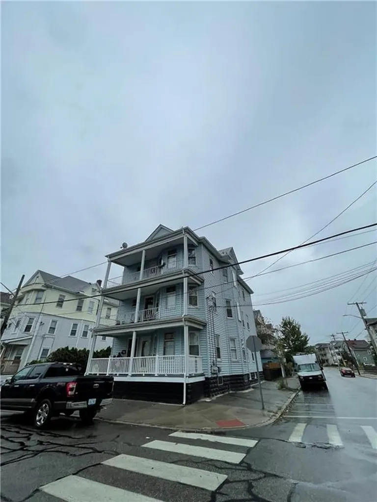 37 39 Sorrento Street Providence RI 02909