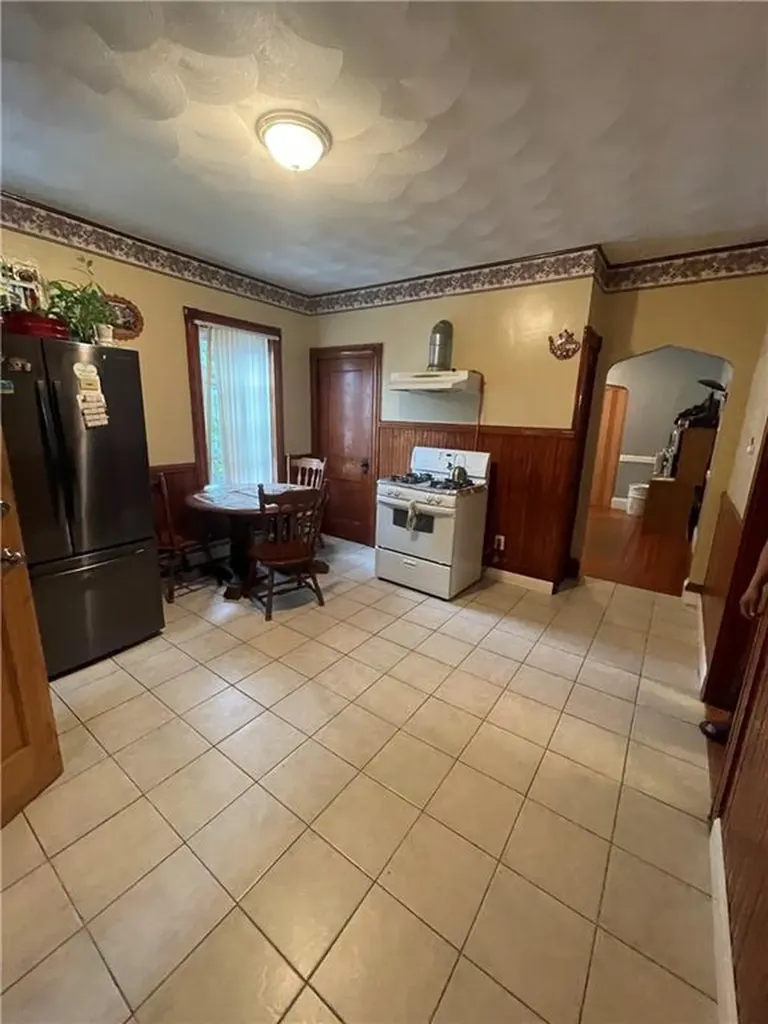 37 39 Sorrento Street Providence RI 02909