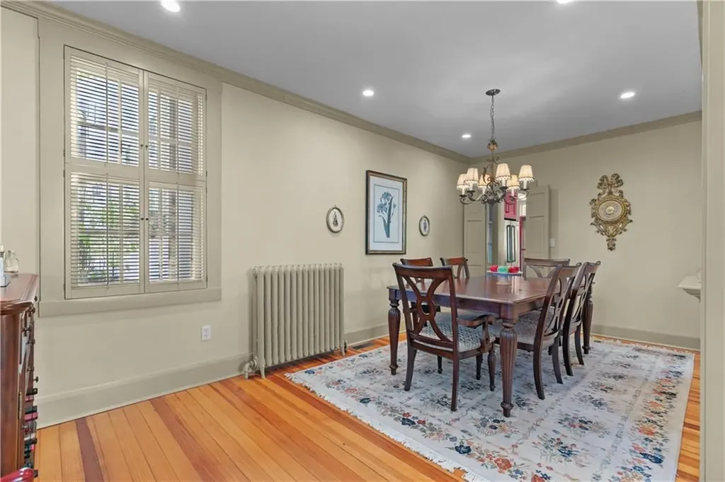 37 John Street Newport RI 02840