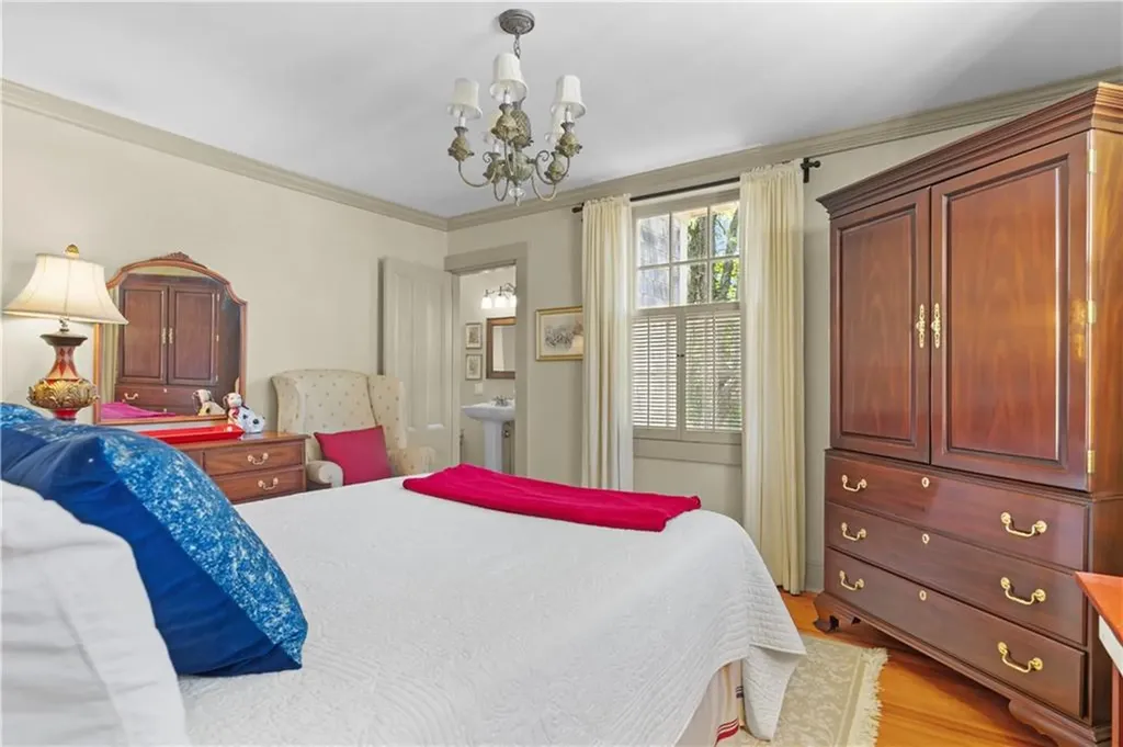 37 John Street Newport RI 02840