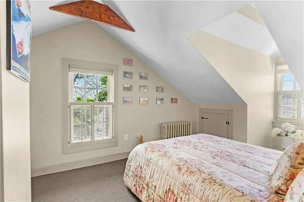 37 John Street Newport RI 02840