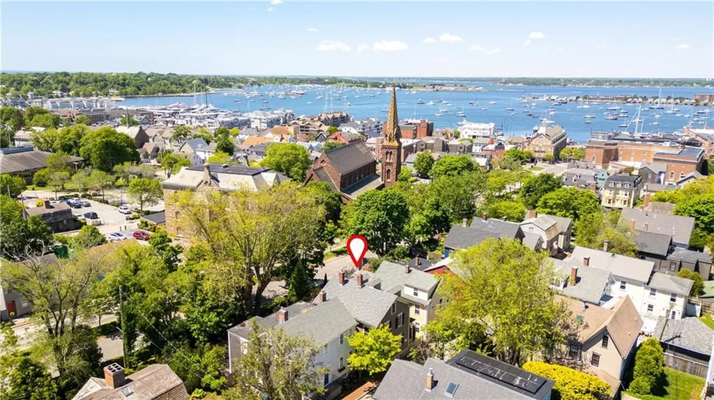 37 John Street Newport RI 02840