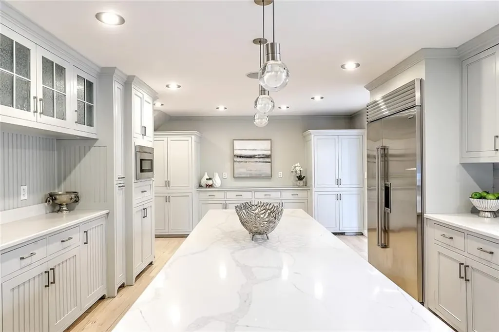 10 Boxwood Court Barrington RI 02806