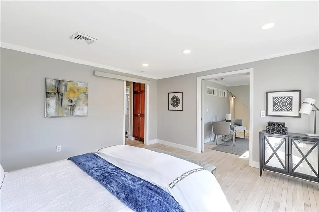 10 Boxwood Court Barrington RI 02806