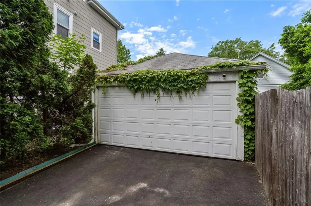 20 Brewster Street Providence RI 02906