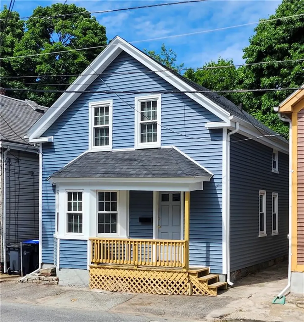 16 Duke Street Providence RI 02908