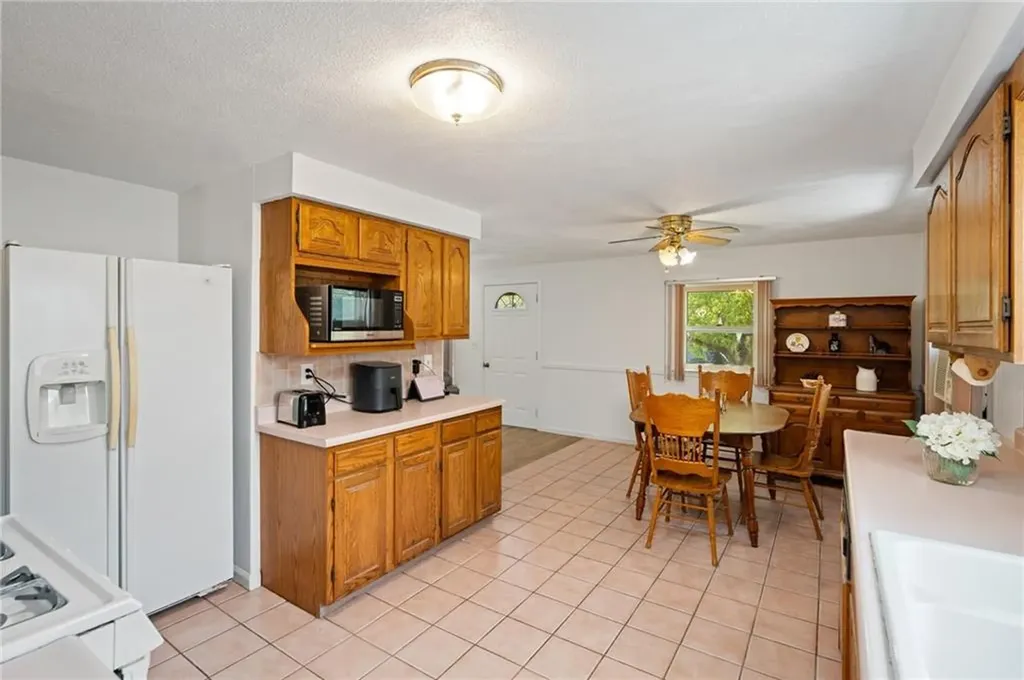 31 Crystal Place Pawtucket RI 02861