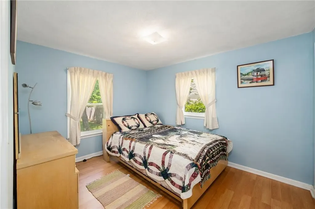 31 Crystal Place Pawtucket RI 02861