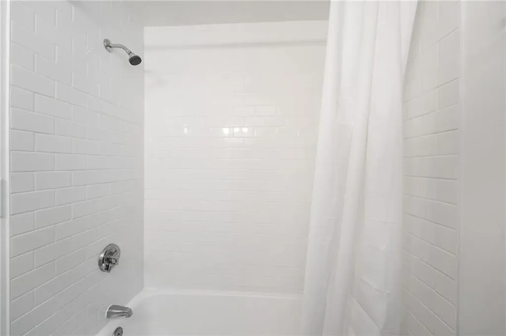 31 Crystal Place Pawtucket RI 02861