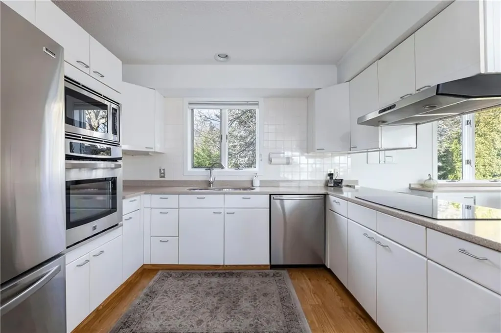 85 Wagner Road Westerly RI 02891