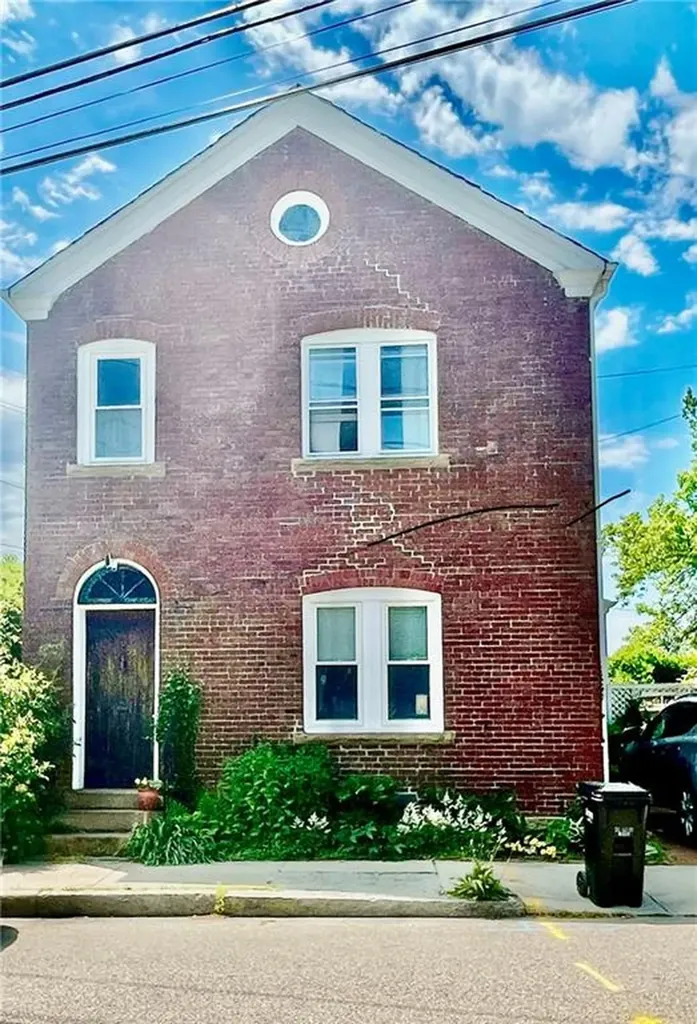 17 King Street Newport RI 02840