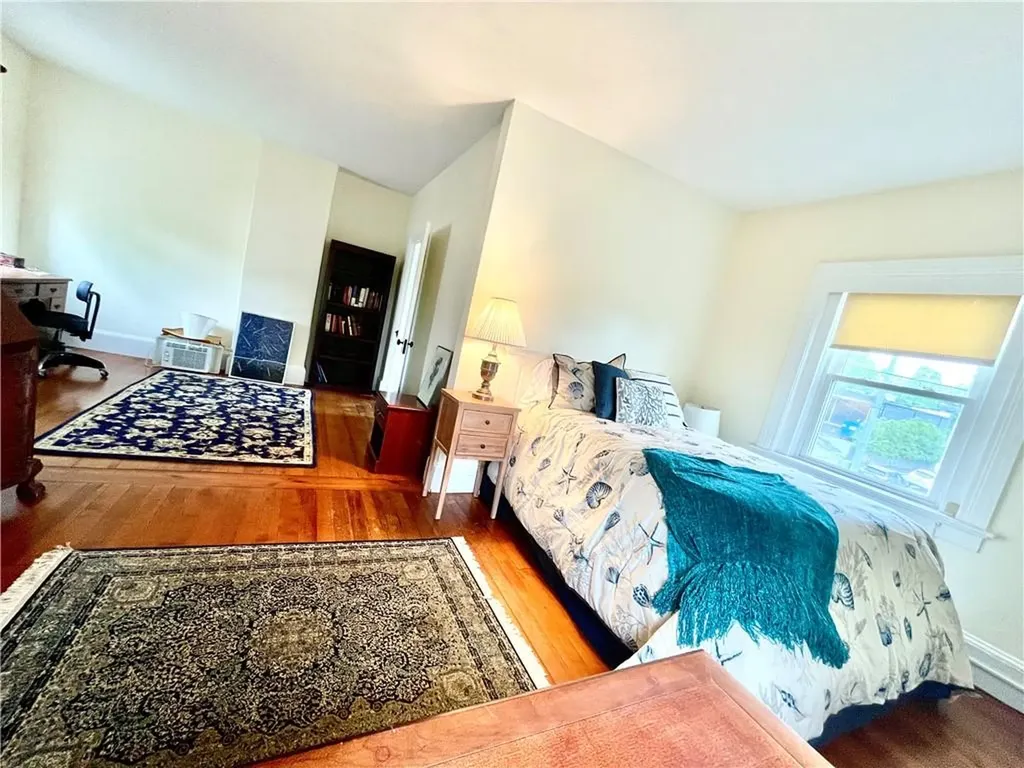 17 King Street Newport RI 02840