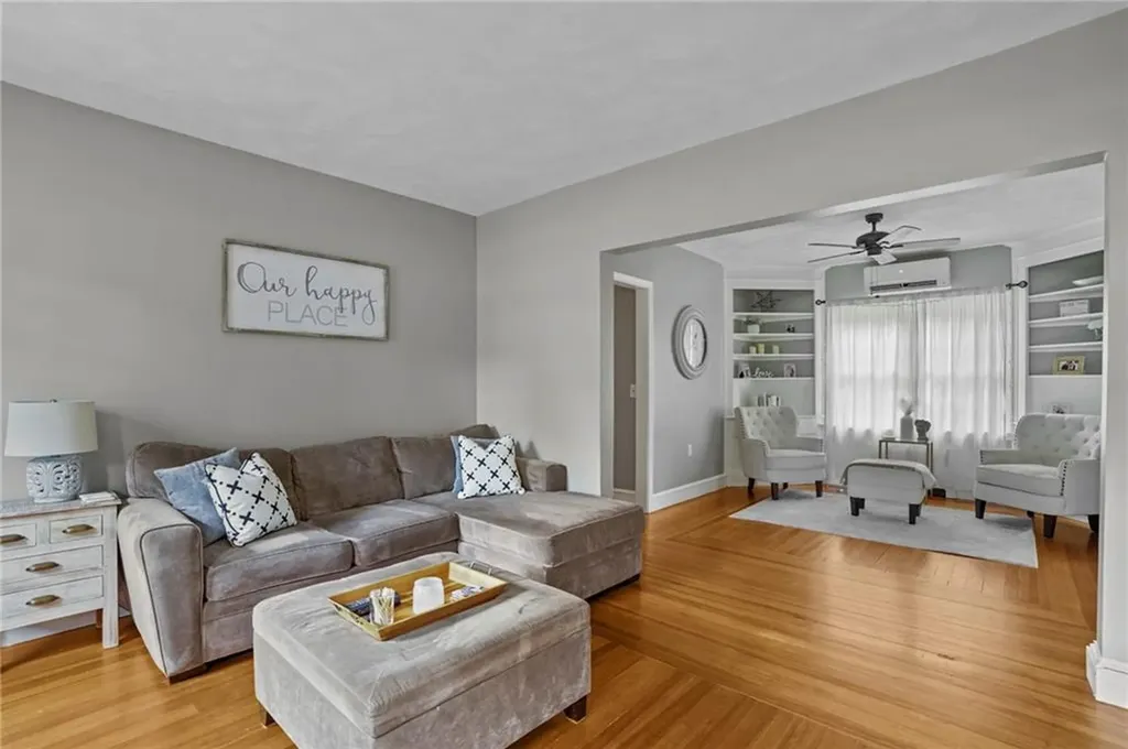 1715 Old Louisquisset Pike Lincoln RI 02865