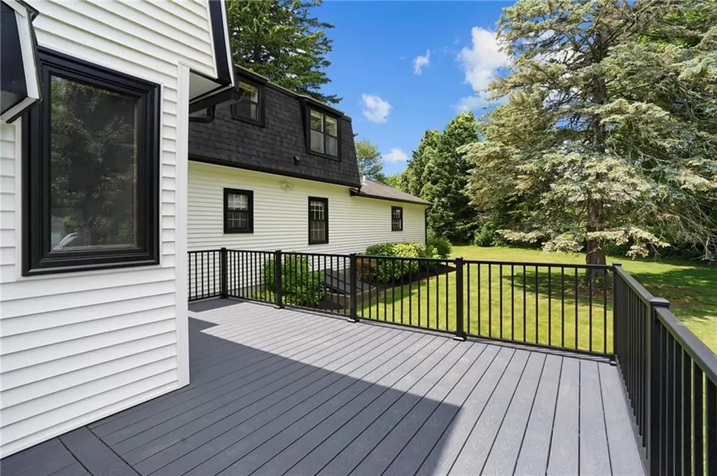 1715 Old Louisquisset Pike Lincoln RI 02865
