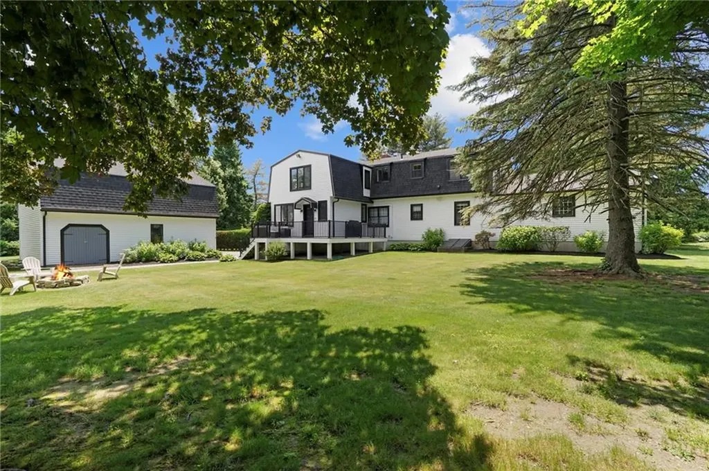 1715 Old Louisquisset Pike Lincoln RI 02865