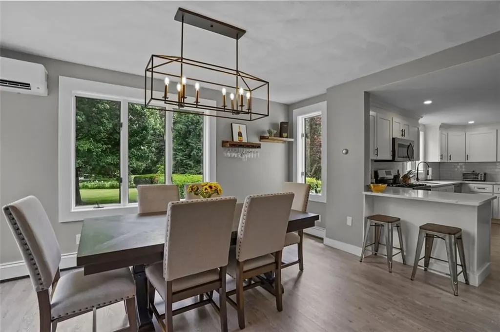 1715 Old Louisquisset Pike Lincoln RI 02865