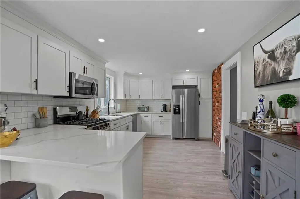 1715 Old Louisquisset Pike Lincoln RI 02865
