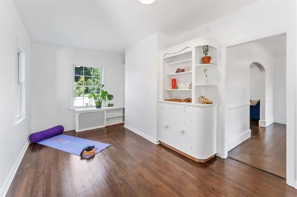 185 Lyman Street Pawtucket RI 02860