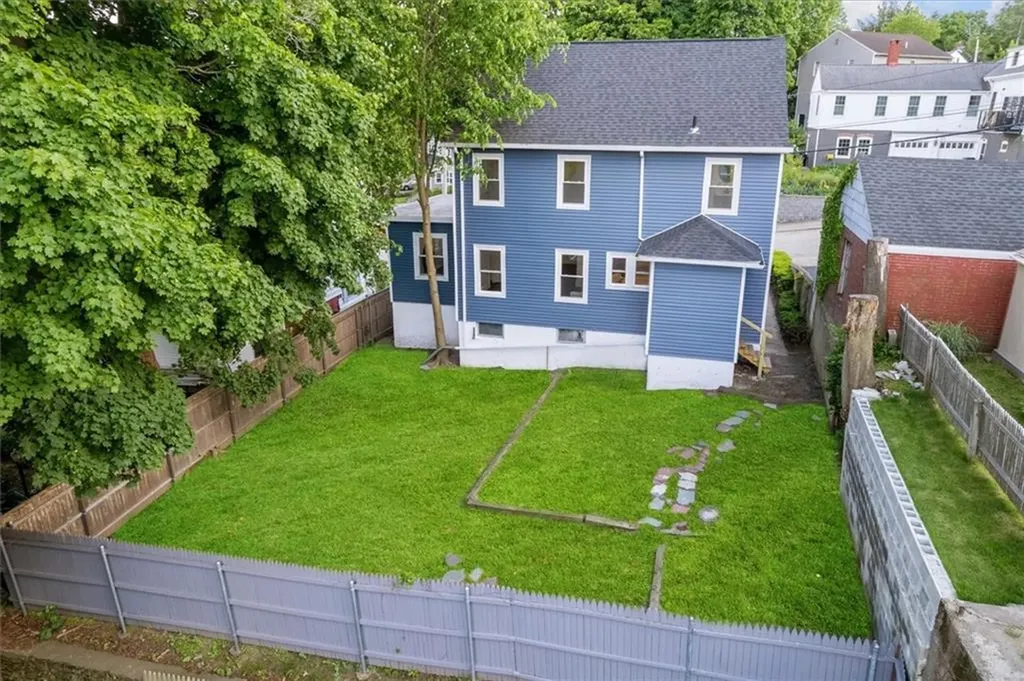 185 Lyman Street Pawtucket RI 02860