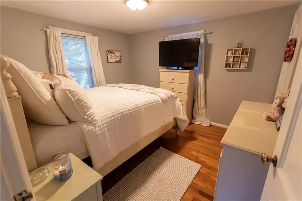 48 Norfolk Road Warwick RI 02886