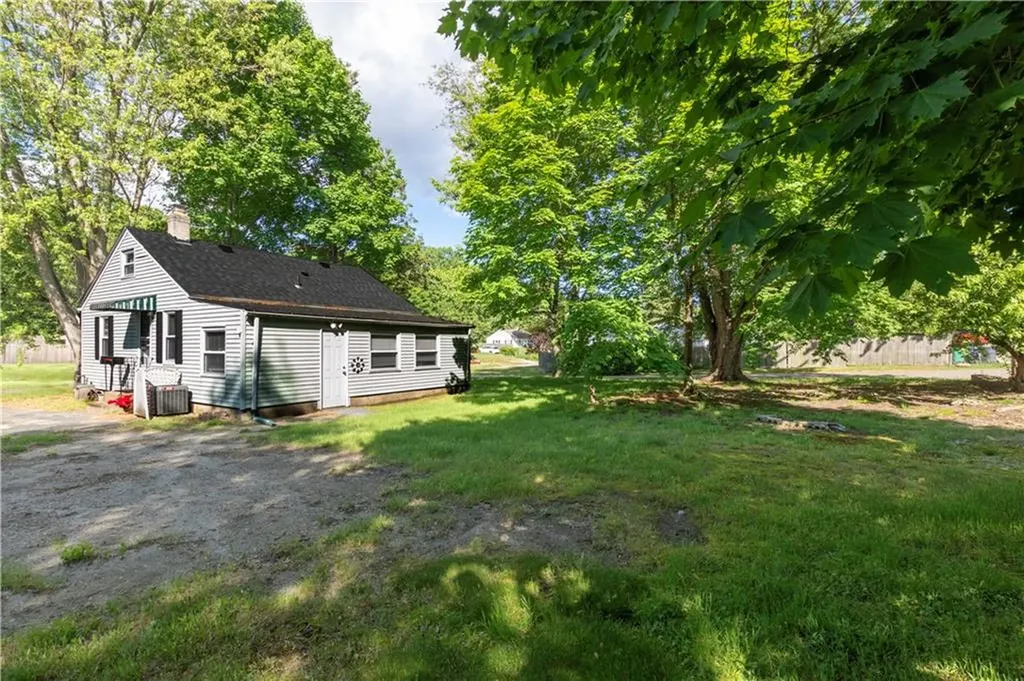 48 Norfolk Road Warwick RI 02886