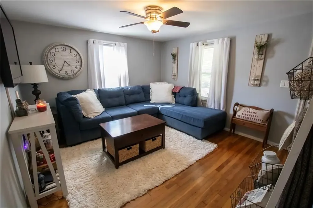 48 Norfolk Road Warwick RI 02886