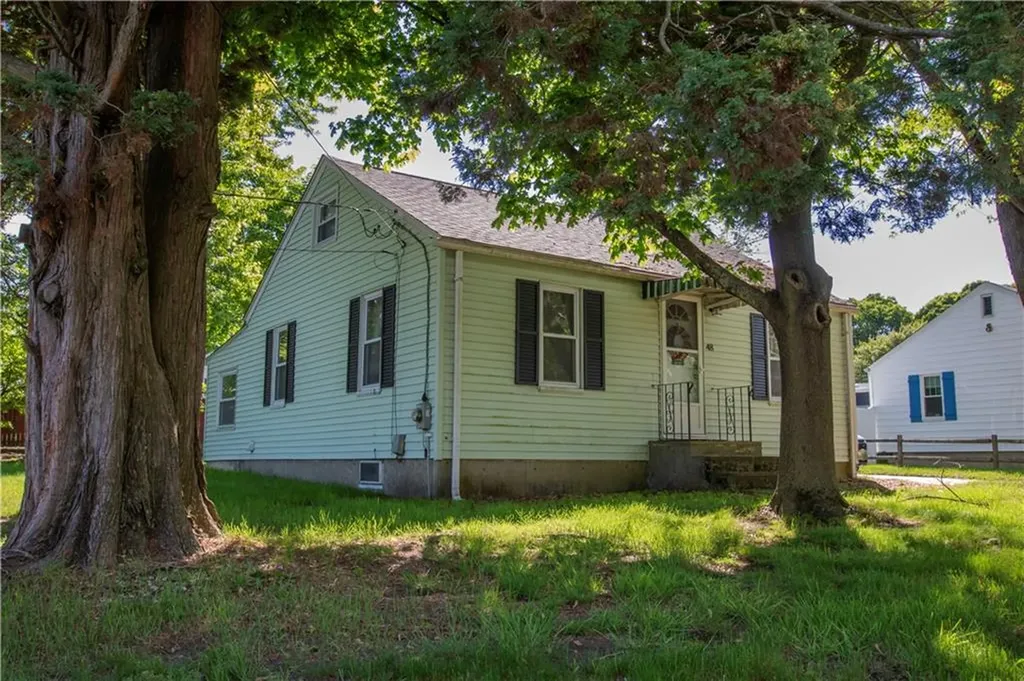 48 Norfolk Road Warwick RI 02886