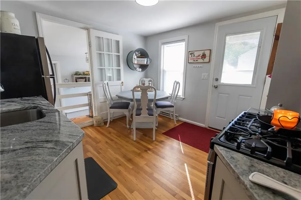 48 Norfolk Road Warwick RI 02886