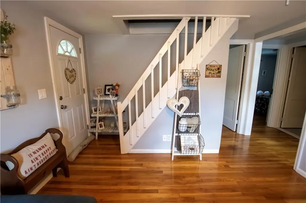 48 Norfolk Road Warwick RI 02886
