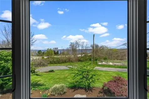 200 Fleetwood Drive North Kingstown RI 02874