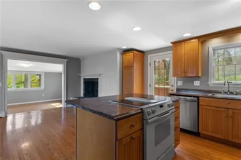 200 Fleetwood Drive North Kingstown RI 02874