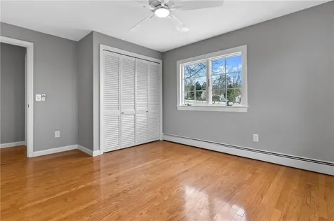 200 Fleetwood Drive North Kingstown RI 02874