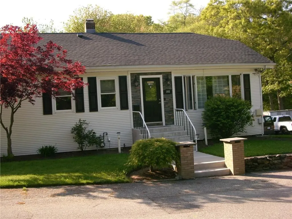 103 Overbrook Avenue Warwick RI 02889