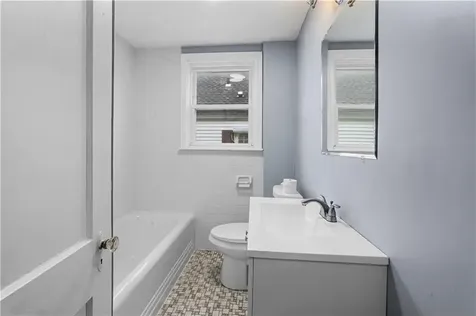 31 Peach Hill Avenue North Providence RI 02911
