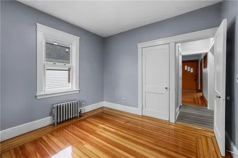 31 Peach Hill Avenue North Providence RI 02911